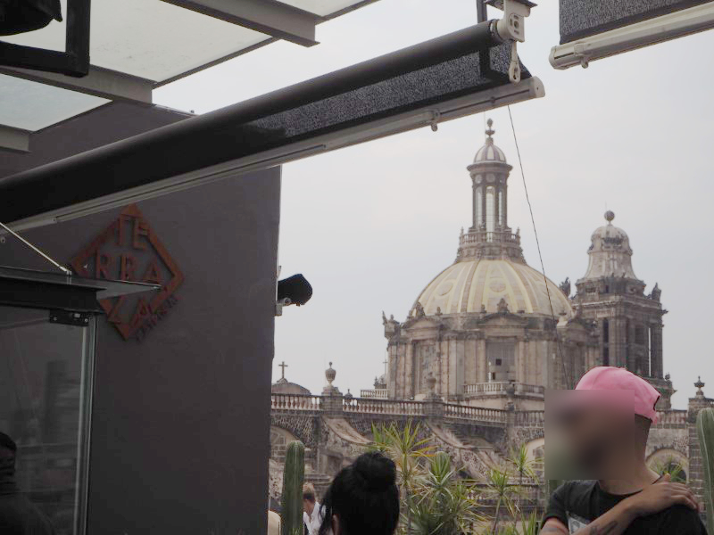 Hostel Mundo Joven の屋上テラスBar『terraza catedral』の眺め
