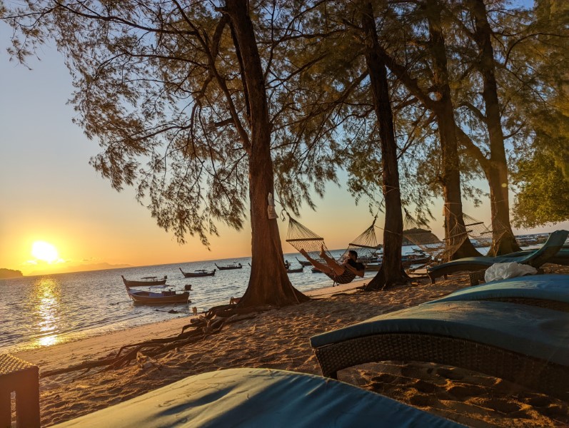 Wapi Resort beachside sunrise